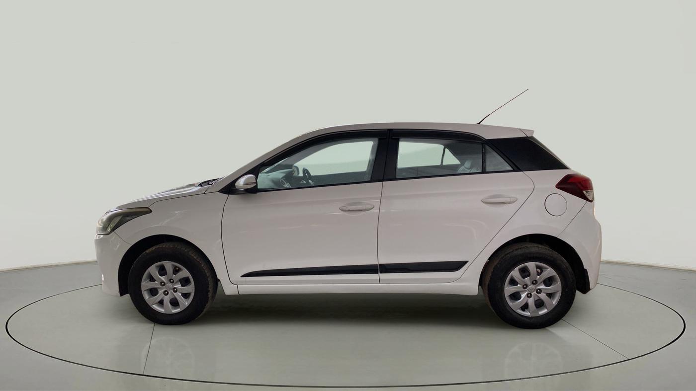 2016 Hyundai Elite i20 SPORTZ 1.4 CRDI, Diesel, Manual, 1,15,613 km, Left Side