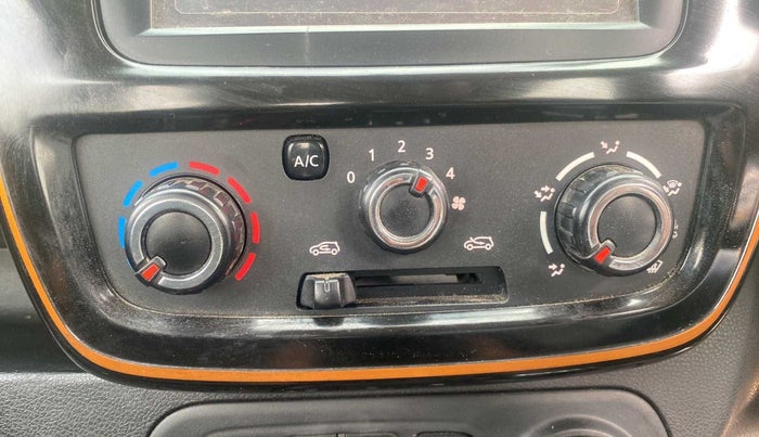 2018 Renault Kwid CLIMBER 1.0 AMT, Petrol, Automatic, 37,091 km, Dashboard - Air Re-circulation knob is not working