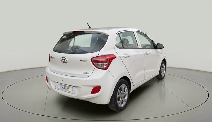 2016 Hyundai Grand i10 MAGNA 1.2 KAPPA VTVT, CNG, Manual, 99,932 km, Right Back Diagonal