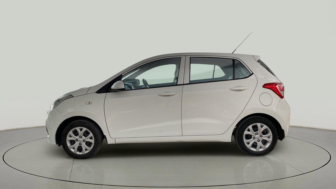 2016 Hyundai Grand i10 MAGNA 1.2 KAPPA VTVT, CNG, Manual, 99,932 km, Left Side