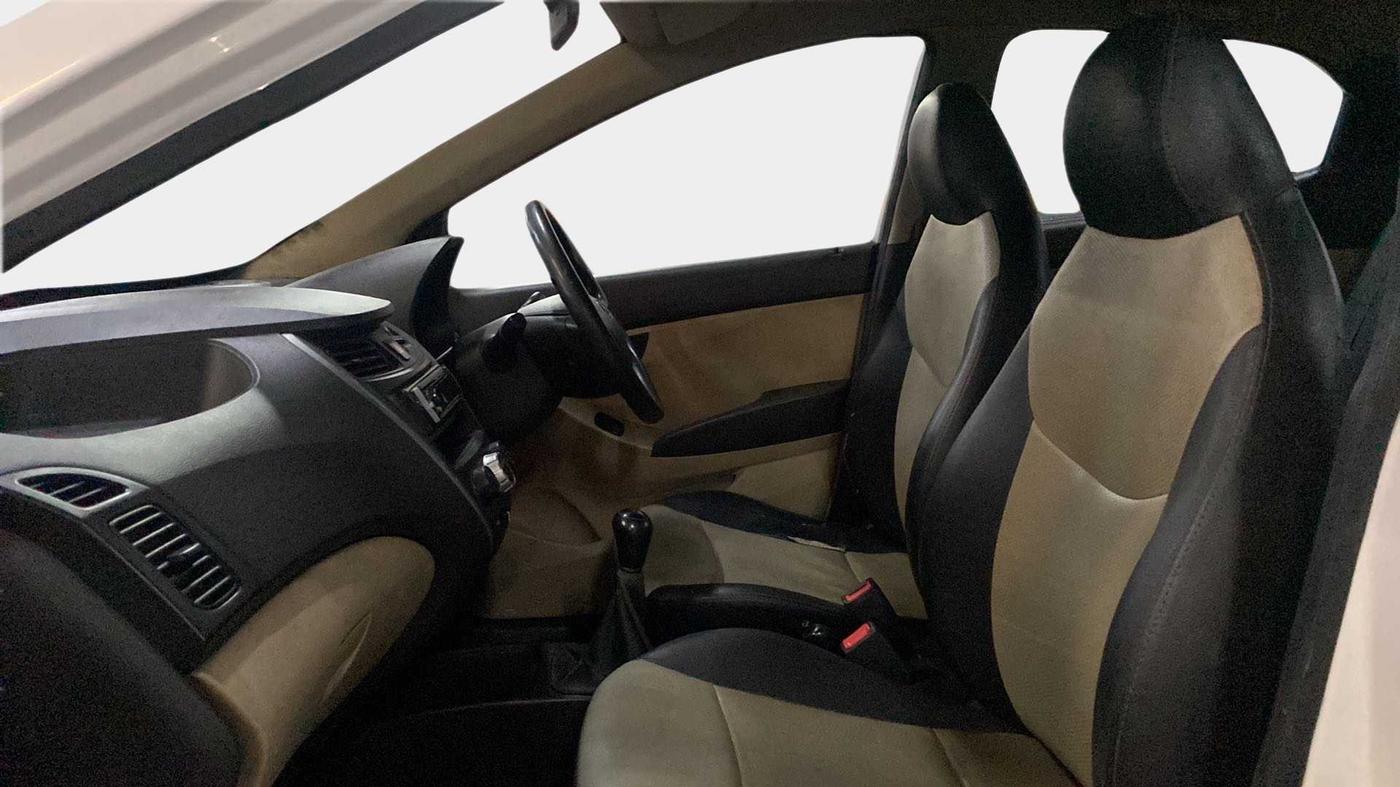 2015 Hyundai Eon ERA +, Petrol, Manual, 44,627 km, Right Side Front Door Cabin