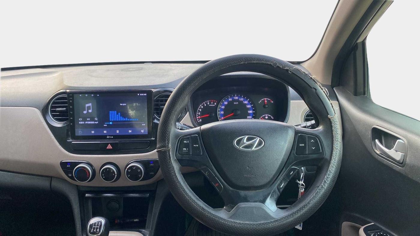 2016 Hyundai Xcent S 1.2, Petrol, Manual, 38,898 km, Steering Wheel Close Up