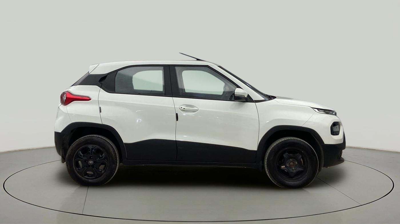 2023 Tata PUNCH ACCOMPLISHED MT, Petrol, Manual, 8,365 km, Right Side View