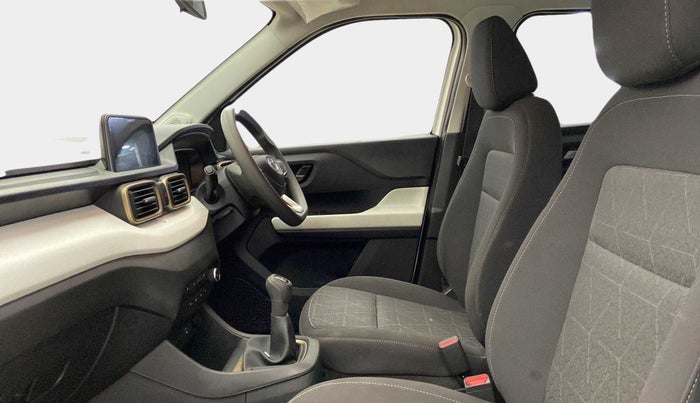 2023 Tata PUNCH ACCOMPLISHED MT, Petrol, Manual, 8,365 km, Right Side Front Door Cabin