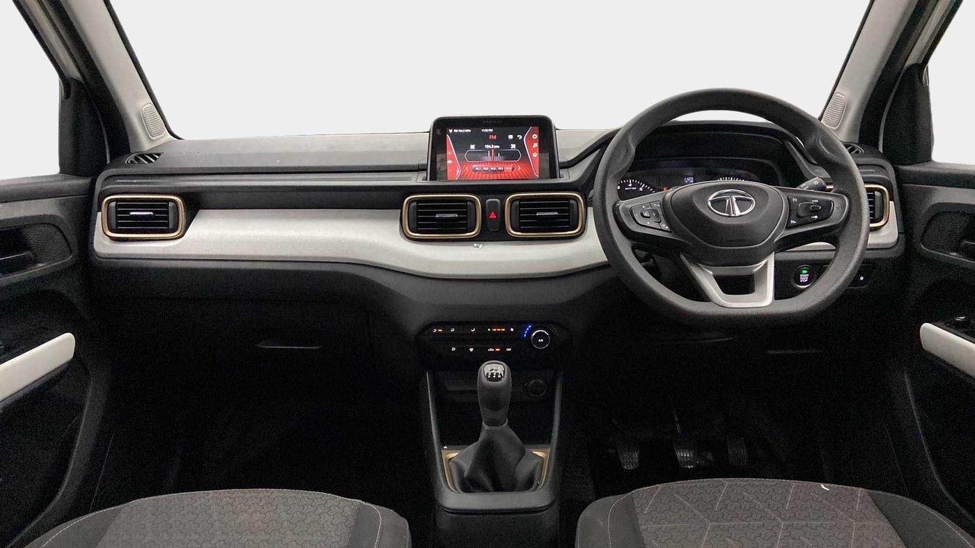 2023 Tata PUNCH ACCOMPLISHED MT, Petrol, Manual, 8,365 km, Dashboard