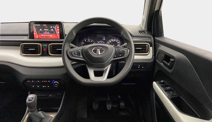 2023 Tata PUNCH ACCOMPLISHED MT, Petrol, Manual, 8,365 km, Steering Wheel Close Up