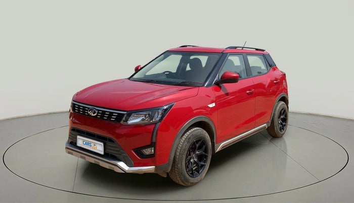 2021 Mahindra XUV300 W6 1.5 DIESEL, Diesel, Manual, 29,924 km, Left Front Diagonal