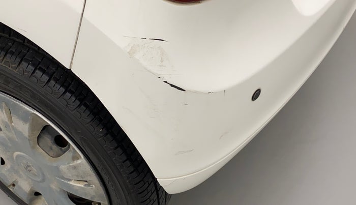 2016 Maruti Wagon R 1.0 VXI, Petrol, Manual, 80,537 km, Rear bumper - Minor scratches