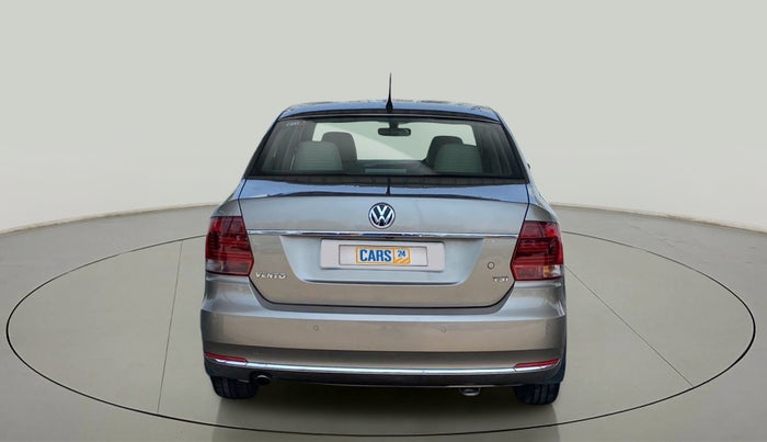 2017 Volkswagen Vento HIGHLINE PETROL AT, Petrol, Automatic, 68,999 km, Back/Rear