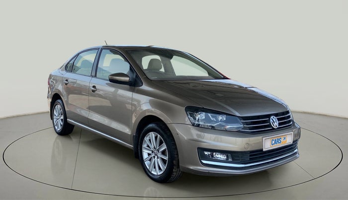 2017 Volkswagen Vento HIGHLINE PETROL AT, Petrol, Automatic, 68,999 km, Right Front Diagonal