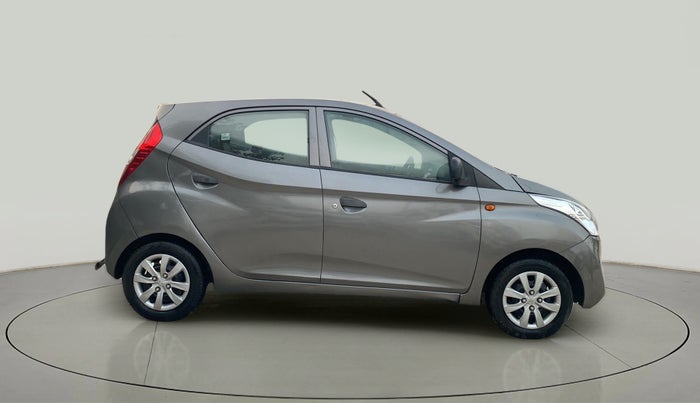 2012 Hyundai Eon MAGNA +, Petrol, Manual, 62,068 km, Right Side View