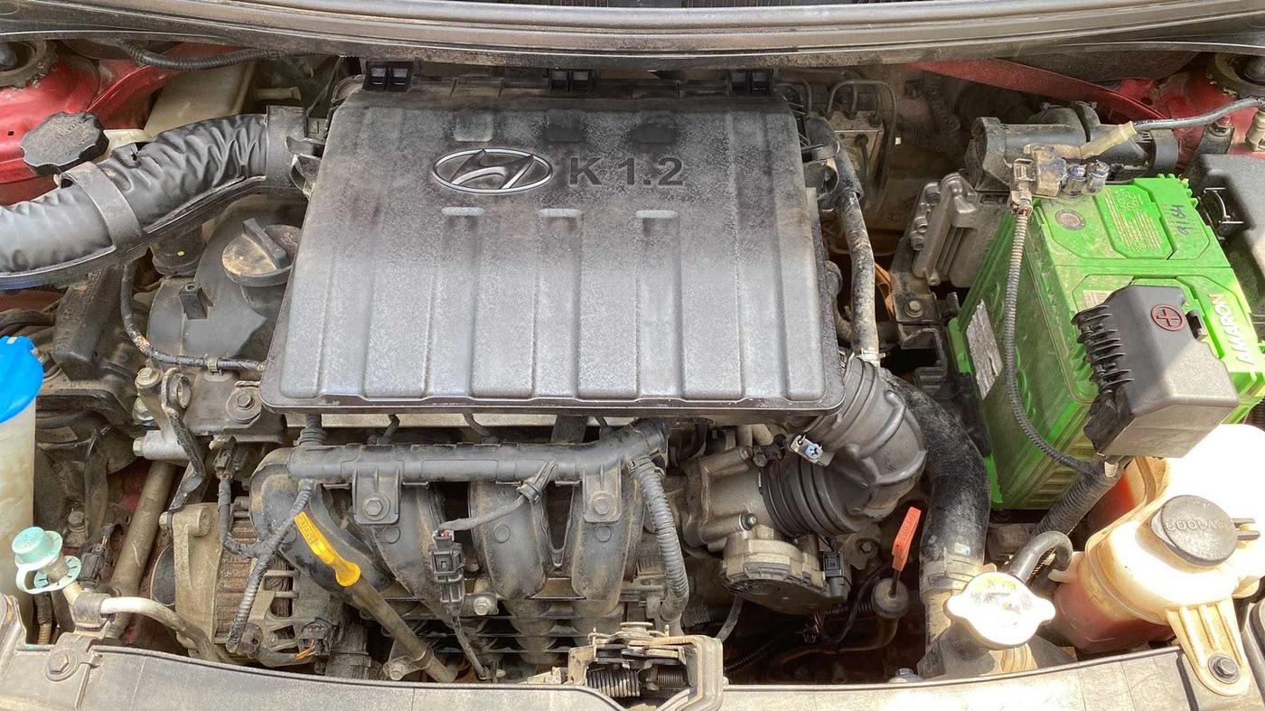 2019 Hyundai Grand i10 SPORTZ AT 1.2 KAPPA VTVT, Petrol, Automatic, 73,297 km, Open Bonet