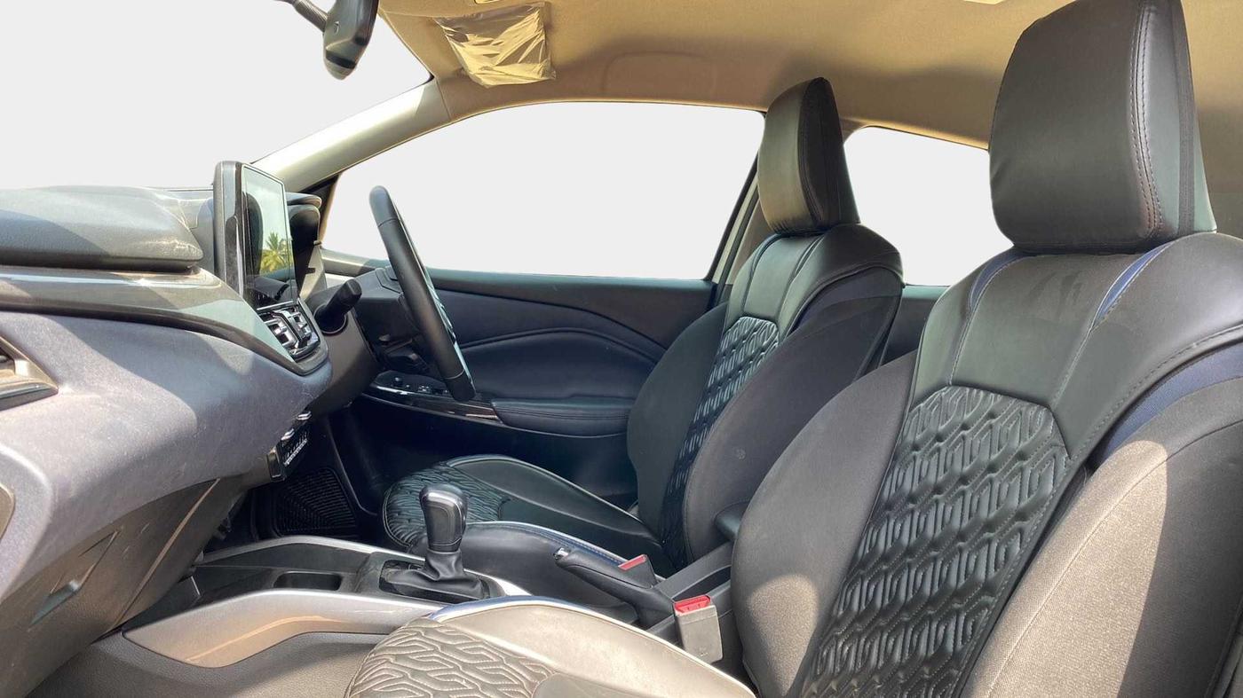 2023 Maruti Baleno ALPHA 1.2 AGS, Petrol, Automatic, 20,488 km, Right Side Front Door Cabin