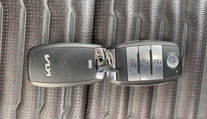 2022 KIA SONET GTX PLUS 1.0 DCT, Petrol, Automatic, 16,176 km, Key Close Up