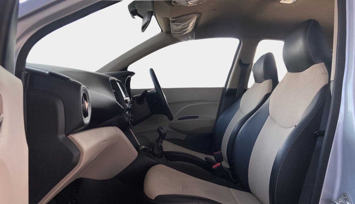 2019 Hyundai NEW SANTRO ASTA MT, Petrol, Manual, 38,039 km, Right Side Front Door Cabin