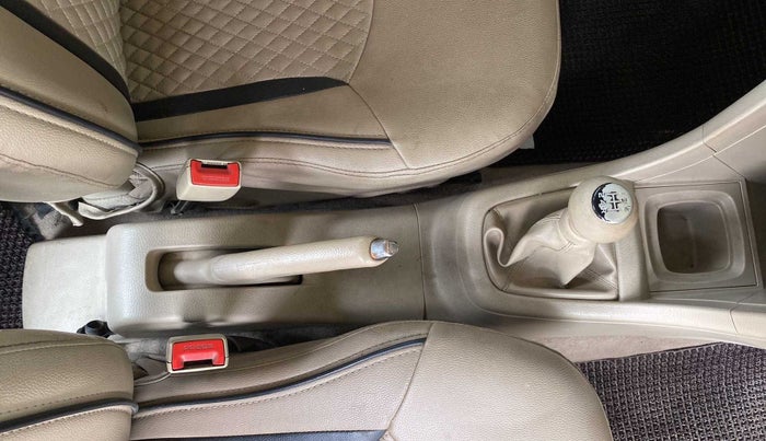 2016 Maruti Swift Dzire VXI, Petrol, Manual, 83,928 km, Gear Lever