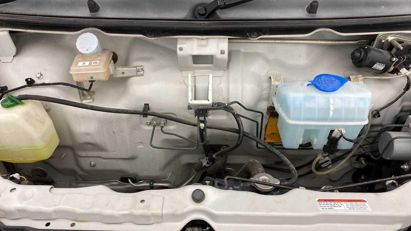 2021 Maruti Eeco 7 STR, Petrol, Manual, 13,783 km, Open Bonet