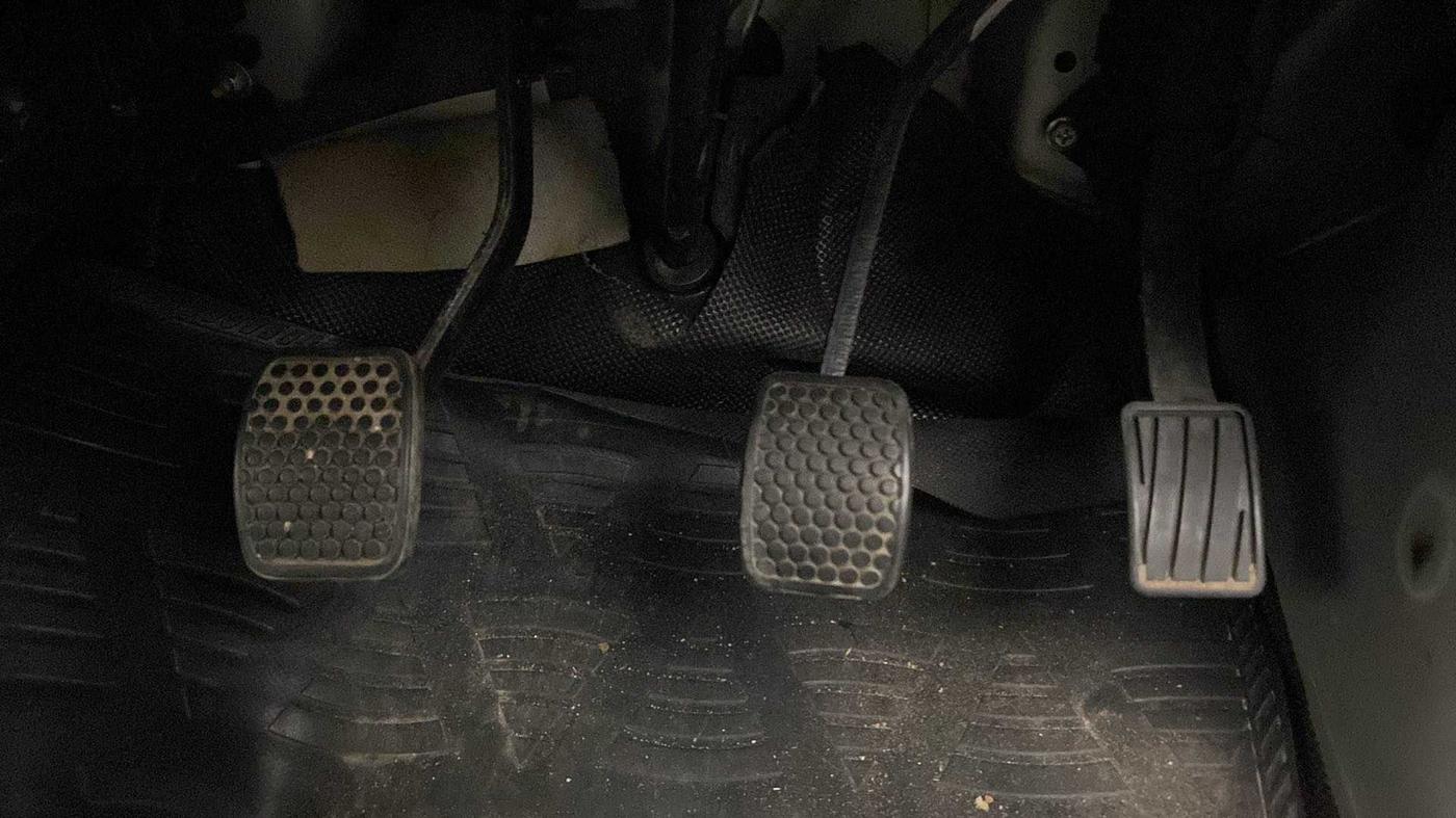 2021 Maruti Eeco 7 STR, Petrol, Manual, 13,783 km, Pedals