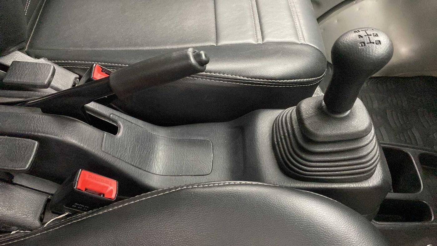 2021 Maruti Eeco 7 STR, Petrol, Manual, 13,783 km, Gear Lever