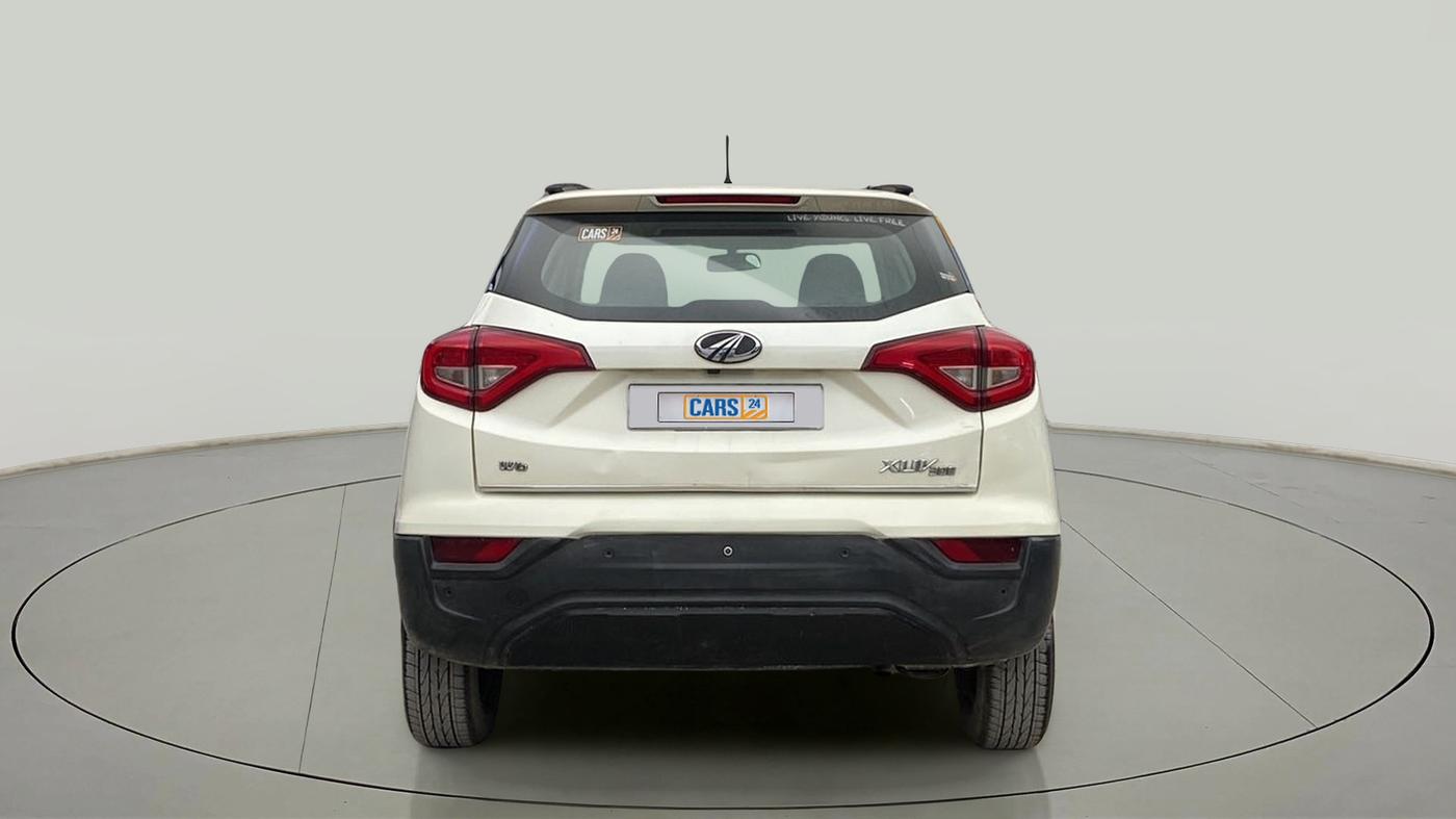 2020 Mahindra XUV300 W6 1.2 PETROL, Petrol, Manual, 40,924 km, Back/Rear