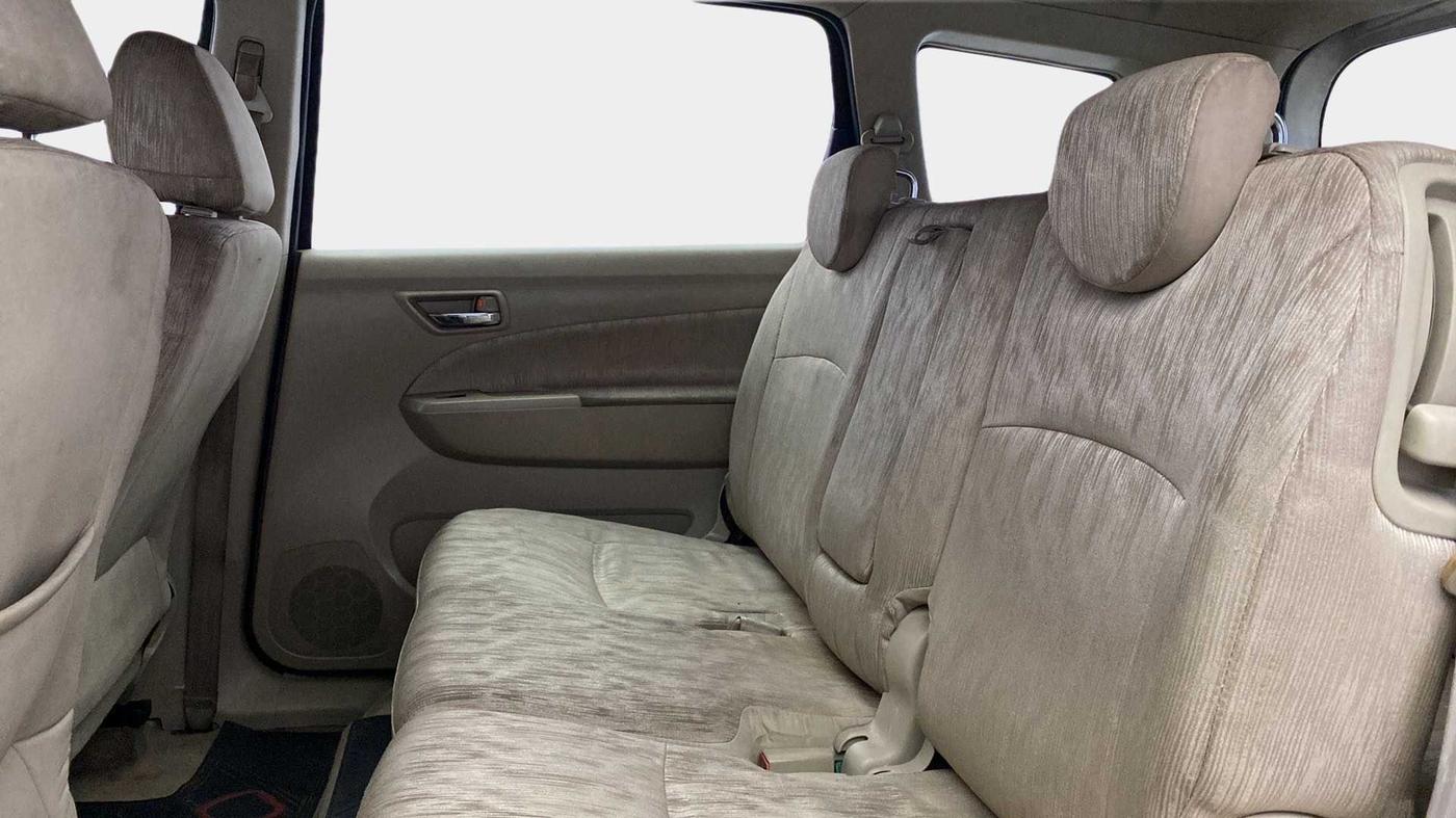 2012 Maruti Ertiga VXI, Petrol, Manual, 65,194 km, Right Side Rear Door Cabin