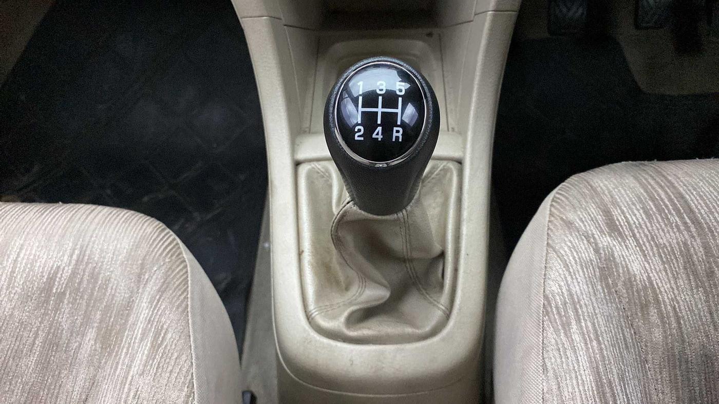 2012 Maruti Ertiga VXI, Petrol, Manual, 65,194 km, Gear Lever