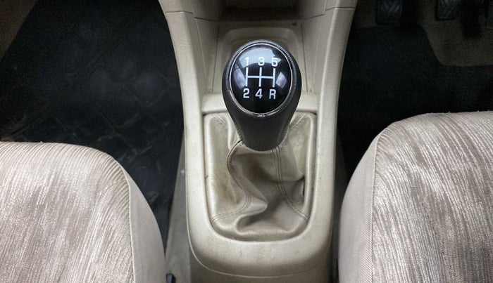 2012 Maruti Ertiga VXI, Petrol, Manual, 65,194 km, Gear Lever