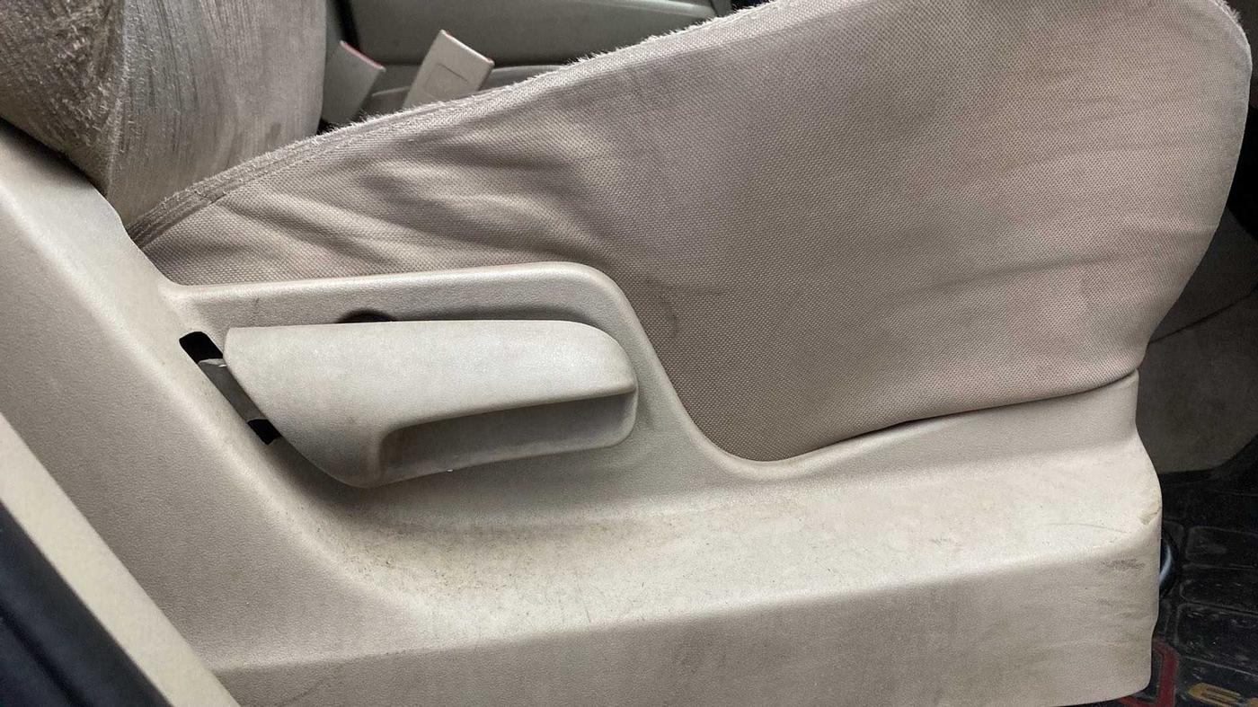 2012 Maruti Ertiga VXI, Petrol, Manual, 65,194 km, Driver Side Adjustment Panel