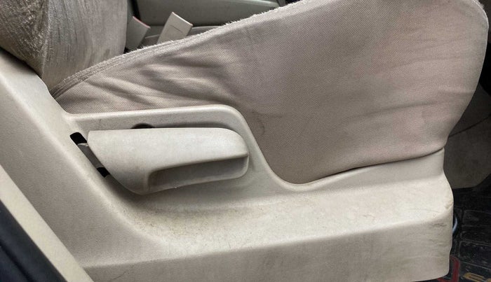 2012 Maruti Ertiga VXI, Petrol, Manual, 65,194 km, Driver Side Adjustment Panel