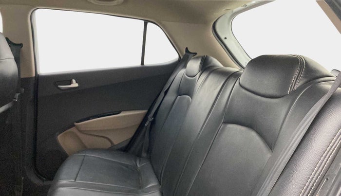 2019 Hyundai Grand i10 SPORTZ 1.2 KAPPA VTVT, Petrol, Manual, 53,131 km, Right Side Rear Door Cabin