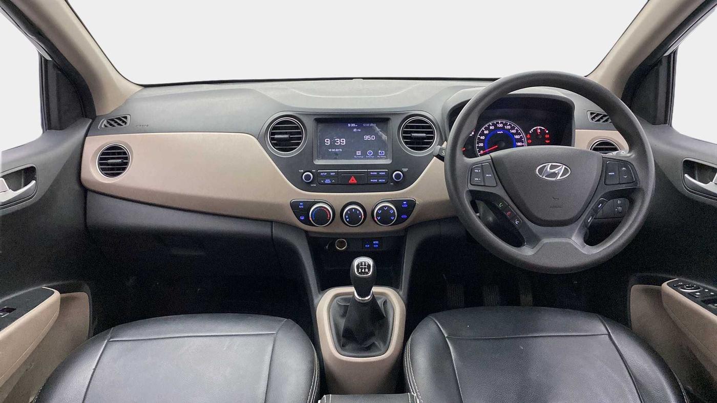 2019 Hyundai Grand i10 SPORTZ 1.2 KAPPA VTVT, Petrol, Manual, 53,131 km, Dashboard
