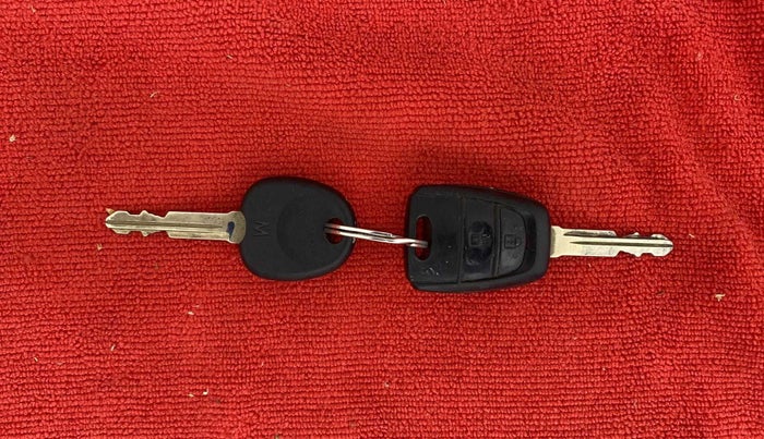 2019 Hyundai Grand i10 SPORTZ 1.2 KAPPA VTVT, Petrol, Manual, 53,131 km, Key Close Up