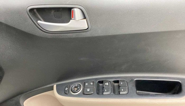 2019 Hyundai Grand i10 SPORTZ 1.2 KAPPA VTVT, Petrol, Manual, 53,131 km, Driver Side Door Panels Control