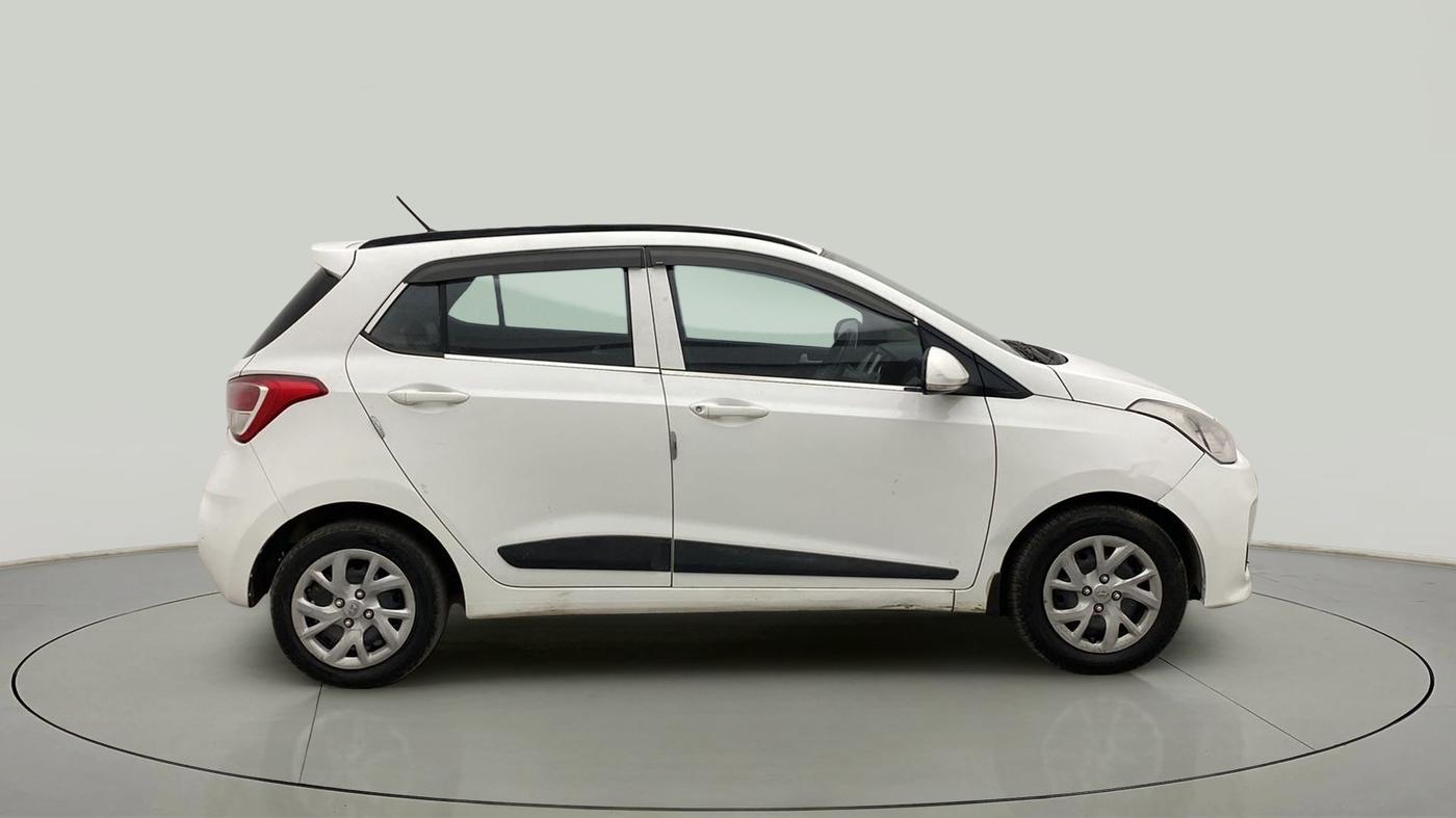 2019 Hyundai Grand i10 SPORTZ 1.2 KAPPA VTVT, Petrol, Manual, 53,131 km, Right Side View