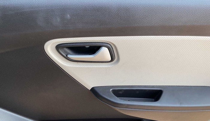 2019 Maruti Alto LXI, Petrol, Manual, 10,736 km, Driver Side Door Panels Control