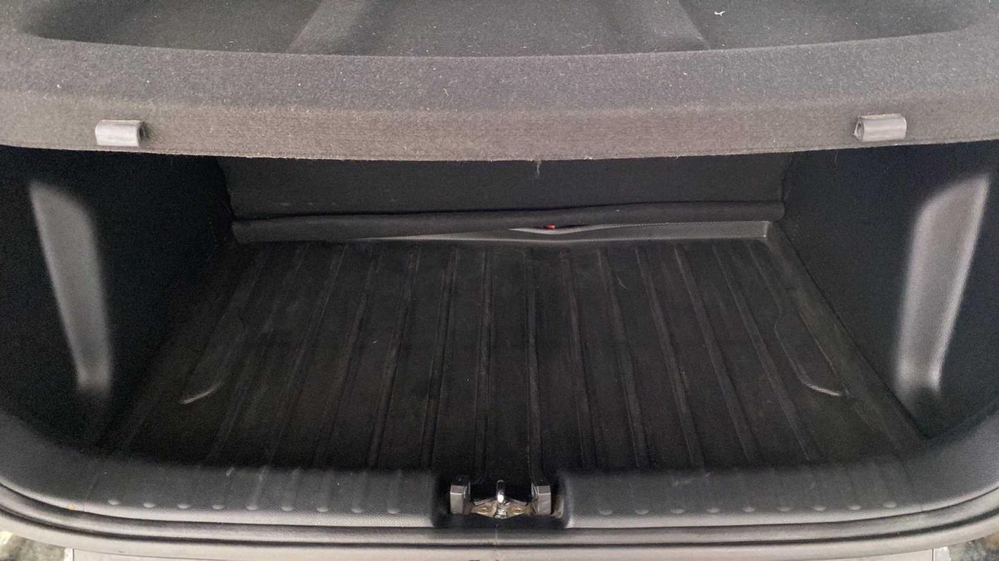 2022 KIA SONET HTK PLUS 1.0 IMT, Petrol, Manual, 8,535 km, Boot Inside