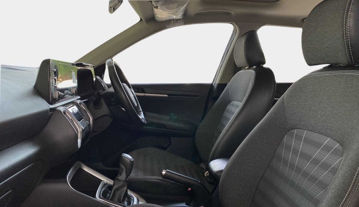 2022 KIA SONET HTK PLUS 1.0 IMT, Petrol, Manual, 8,535 km, Right Side Front Door Cabin