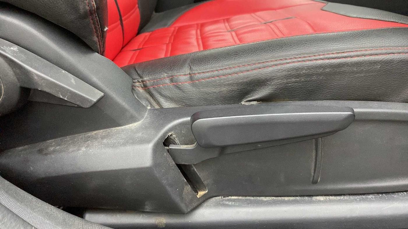 2021 Tata ALTROZ XZ PETROL, CNG, Manual, 53,218 km, Driver Side Adjustment Panel