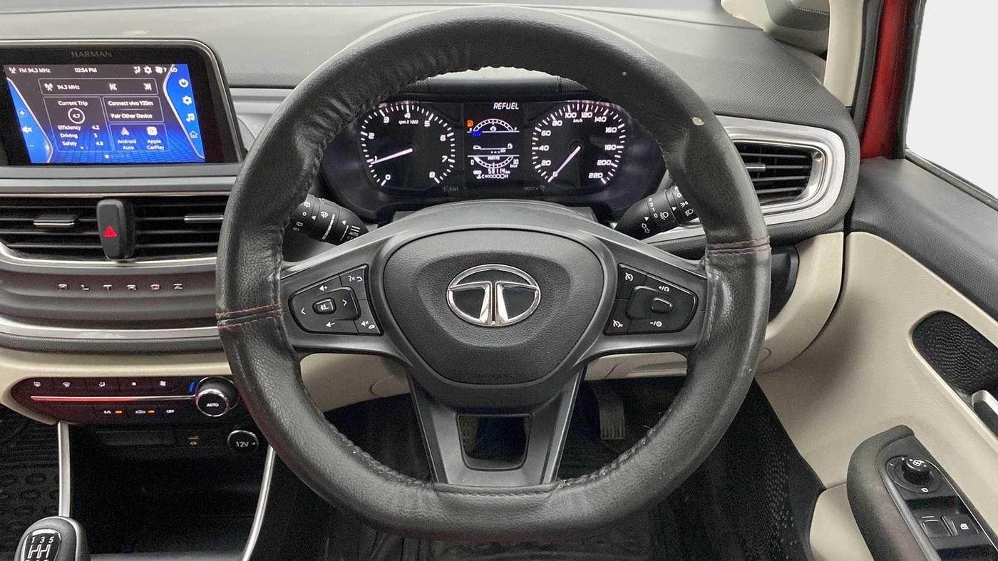 2021 Tata ALTROZ XZ PETROL, CNG, Manual, 53,218 km, Steering Wheel Close Up