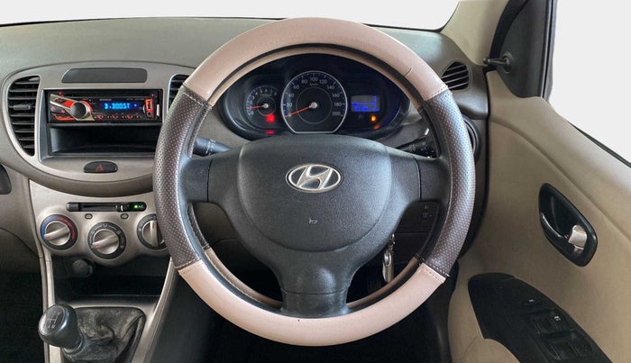 2013 Hyundai i10 MAGNA 1.1, Petrol, Manual, 32,569 km, Steering Wheel Close Up