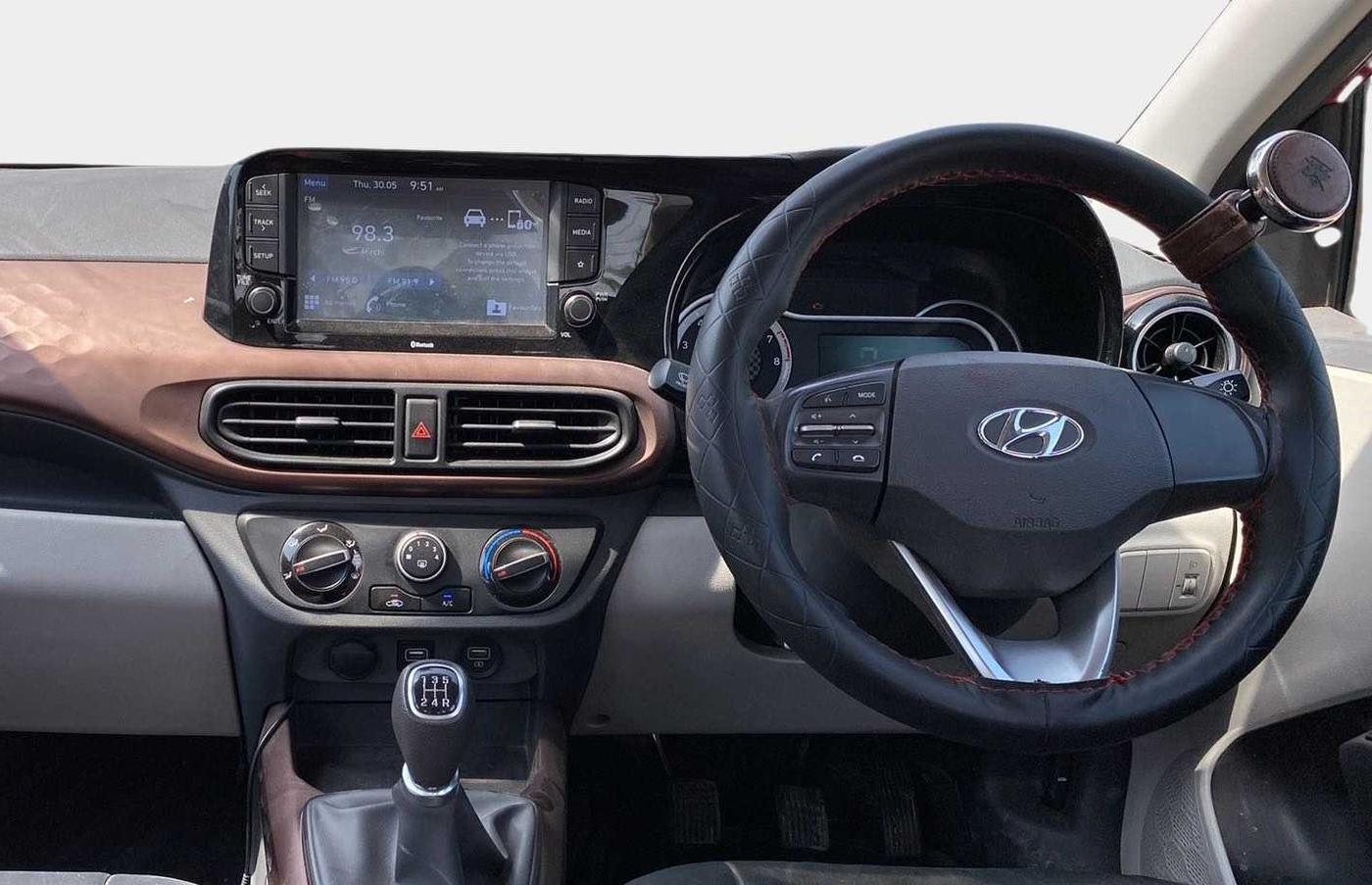 2020 Hyundai AURA SX 1.2, Petrol, Manual, 21,521 km, Steering Wheel Close Up