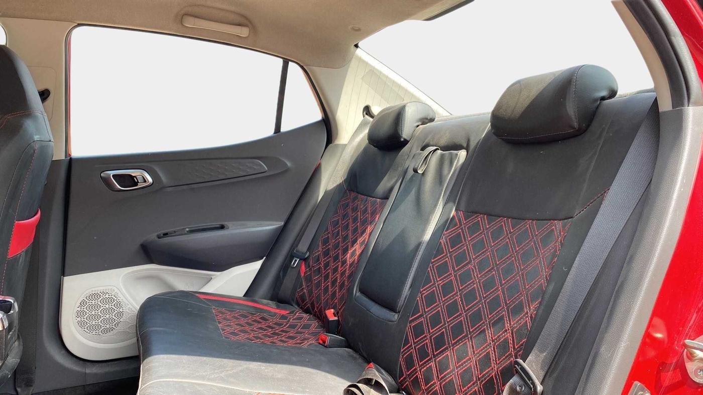 2020 Hyundai AURA SX 1.2, Petrol, Manual, 21,521 km, Right Side Rear Door Cabin