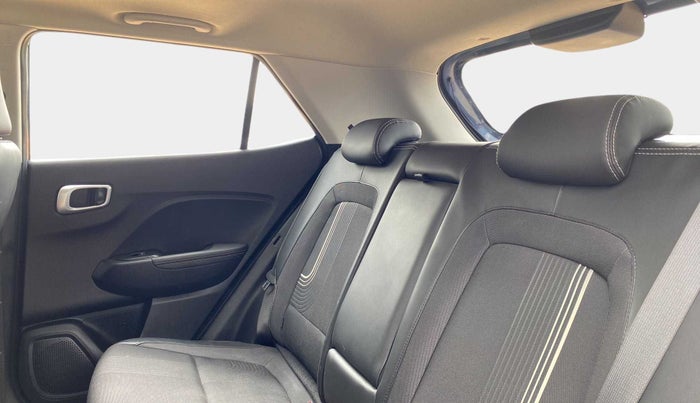 2021 Hyundai VENUE SX 1.0 (O) TURBO IMT, Petrol, Manual, 18,020 km, Right Side Rear Door Cabin