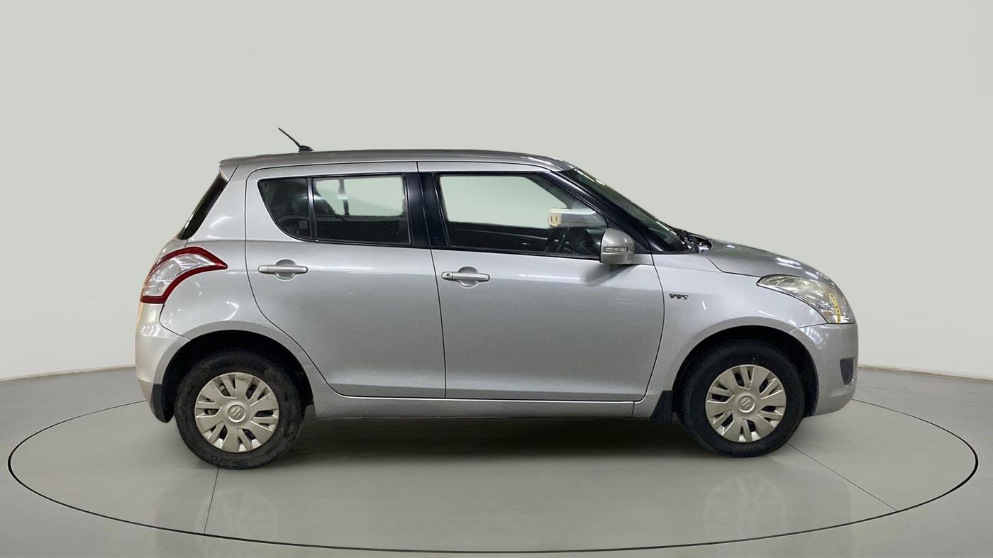 2013 Maruti Swift VXI, Petrol, Manual, 49,806 km, Right Side View