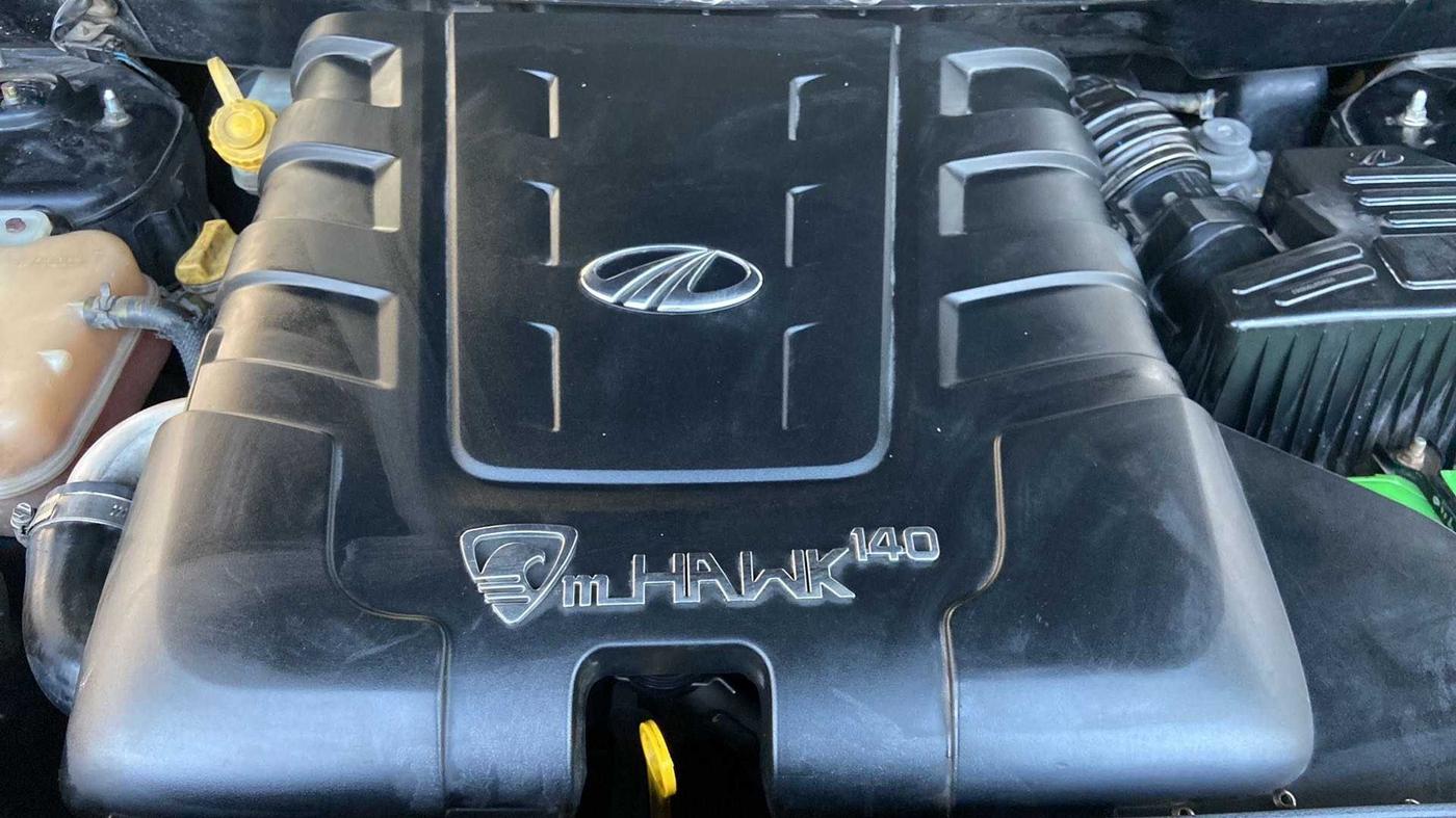 2014 Mahindra XUV500 W6, Diesel, Manual, 1,14,184 km, Open Bonet