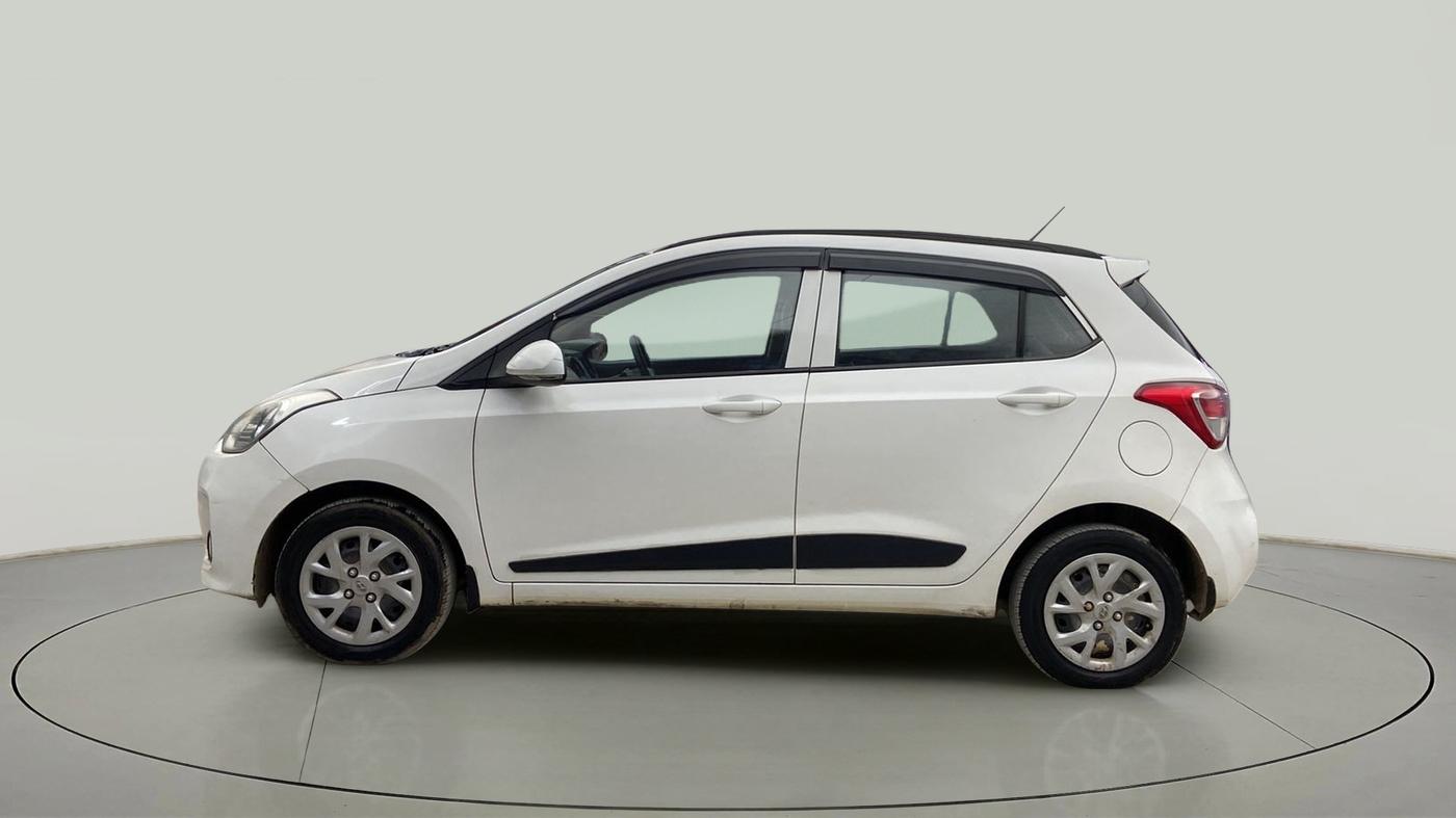 2020 Hyundai Grand i10 SPORTZ 1.2 KAPPA VTVT, Petrol, Manual, 56,384 km, Left Side