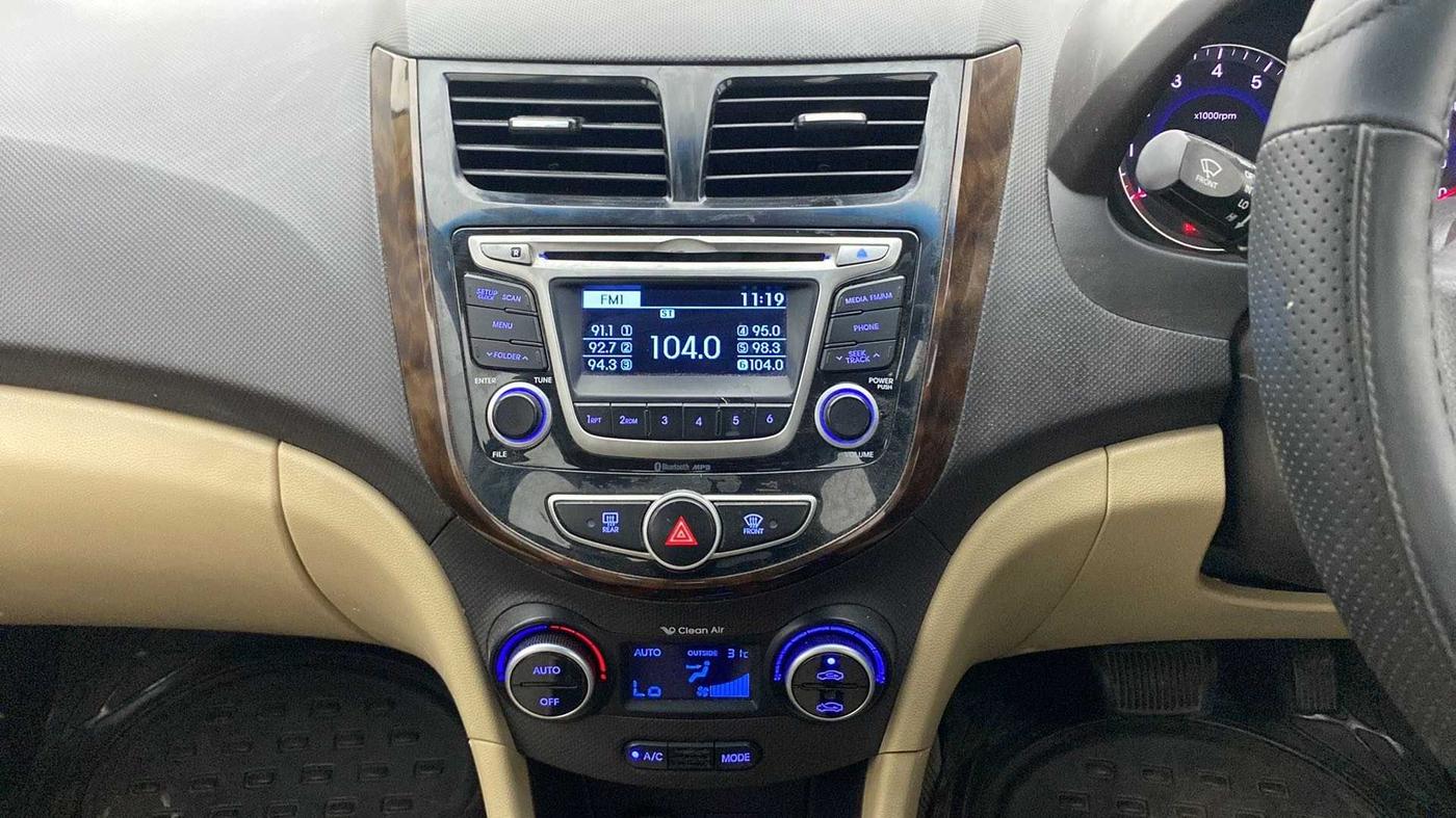 2016 Hyundai Verna 1.6 VTVT S AT, Petrol, Automatic, 68,448 km, Air Conditioner