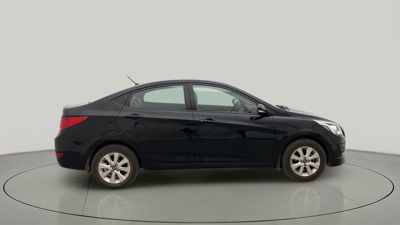 2016 Hyundai Verna 1.6 VTVT S AT, Petrol, Automatic, 68,448 km, Right Side View