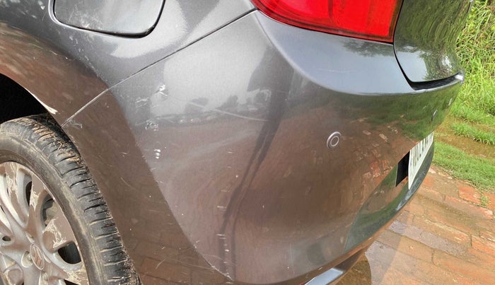 2018 Maruti Baleno ZETA PETROL 1.2, Petrol, Manual, 49,244 km, Rear bumper - Minor scratches