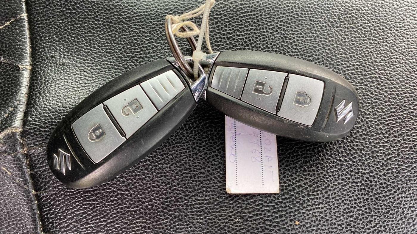 2018 Maruti Baleno ZETA PETROL 1.2, Petrol, Manual, 49,244 km, Key Close Up